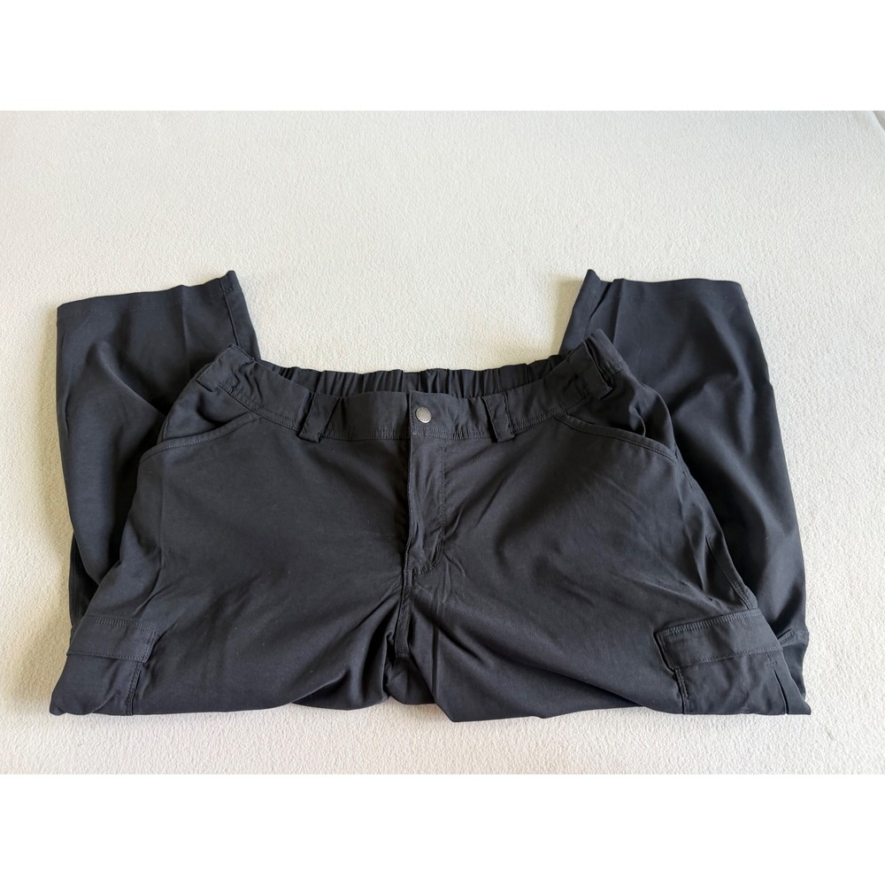 Duluth Trading Co Womens Black Cargo Capri Pants Outdoor Hiking Crops Sz16